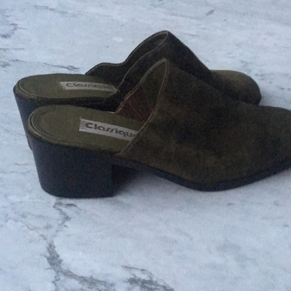 classique Shoes - Vintage Olive green heeled clog mules